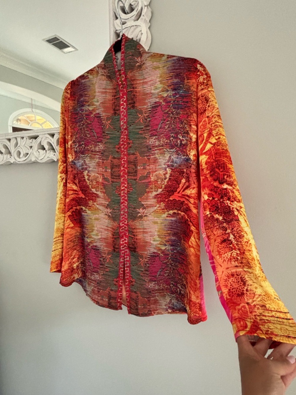 ✨Joseph Ribkoff Kaleidoscopic Prints "Wearable Art" Blouse✨ - Picture 8 of 8